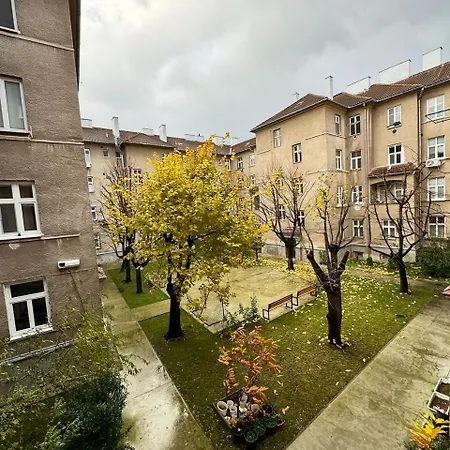 アパート Near The Stadiums Vajnorska, New Town